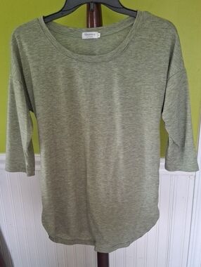 Sherosa Women’s Olive Green Short Sleeve Tee